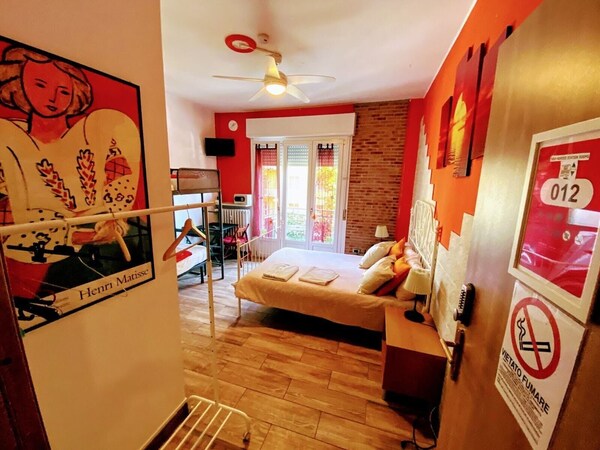 Europe Station Rooms - Parma