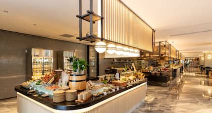 Nanjing Yangzi River Conference Center Longshan Lake Hotel