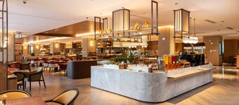 Nanjing Yangzi River Conference Center Longshan Lake Hotel