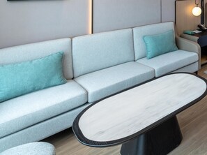 In-room safe, desk, soundproofing, free WiFi