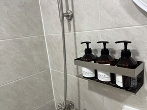 Basic Double Room, 1 Queen Bed, Non Smoking, Private Bathroom | Bathroom | Shower, hair dryer, slippers, towels - StayDucksan Hotel (Suwon)