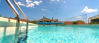 Villa Salvia with pool
