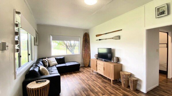 TV - Surfside, TOP NOTCH, Par EXCELLENCE (WOOLI)