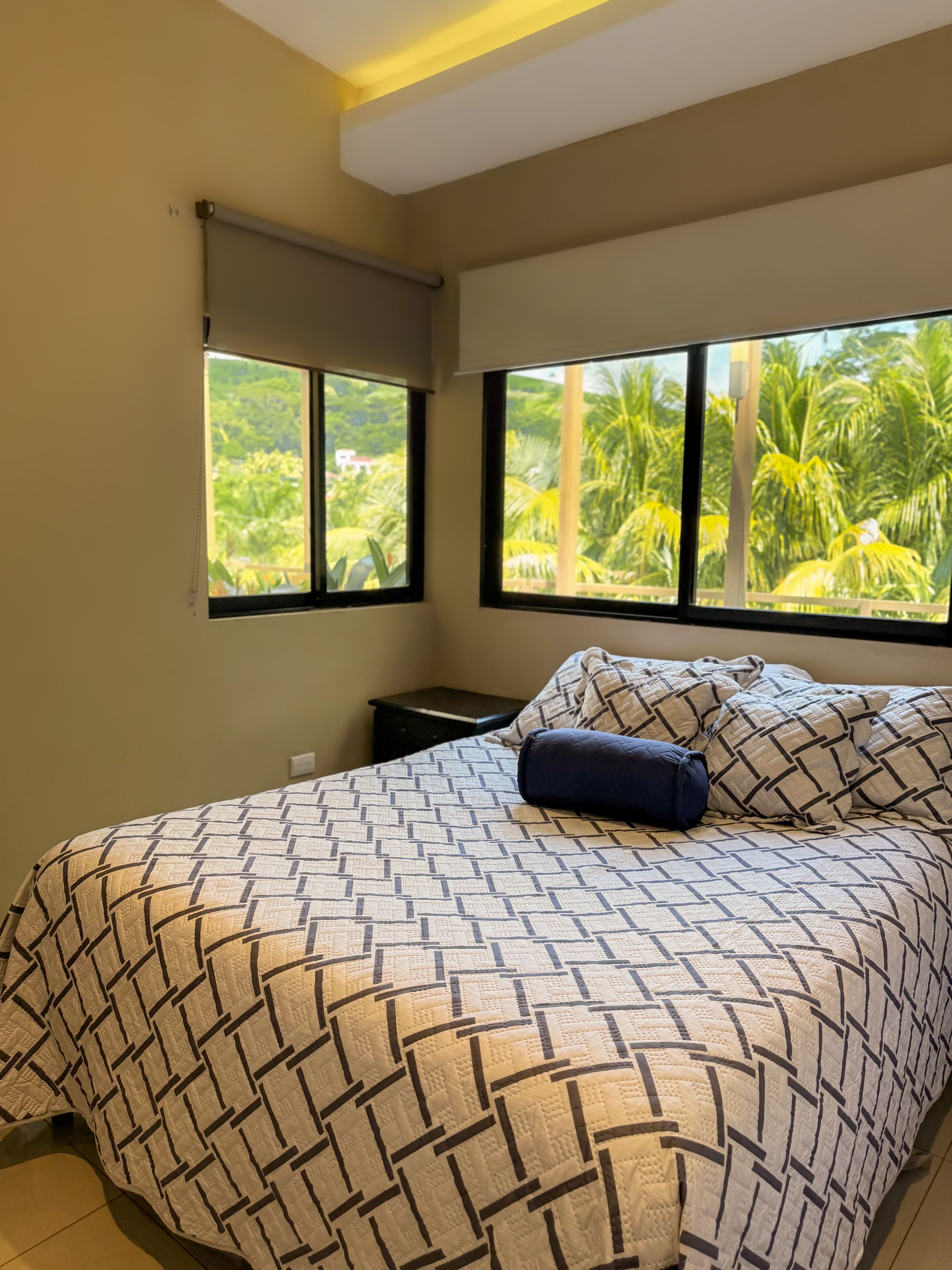 4 camere, ferro/asse da stiro, Wi-Fi gratuito, lenzuola