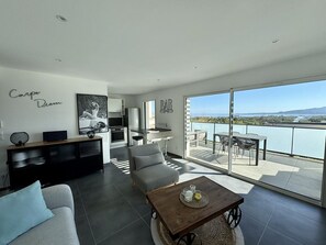 Living area - Magnificent T2 overlooking the bay of Calvi (CALVI)