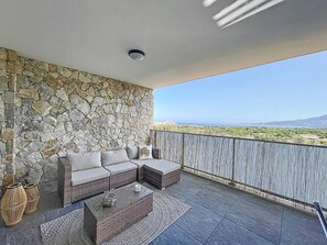 Terrace/patio - Magnificent T2 in a new residence (CALVI)