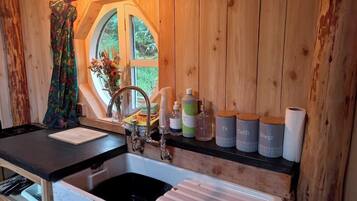 淋浴設備、提供毛巾