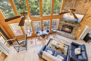 TV, fireplace, offices