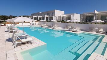 Sæsonbestemt udendørs pool