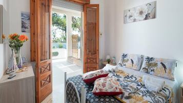 Villa, Patio, Garden View | 2 bedrooms, soundproofing, rollaway beds, free WiFi