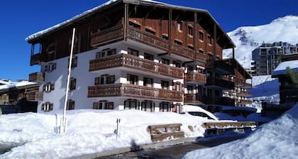 TOURISTIGNES Chalet Alpina