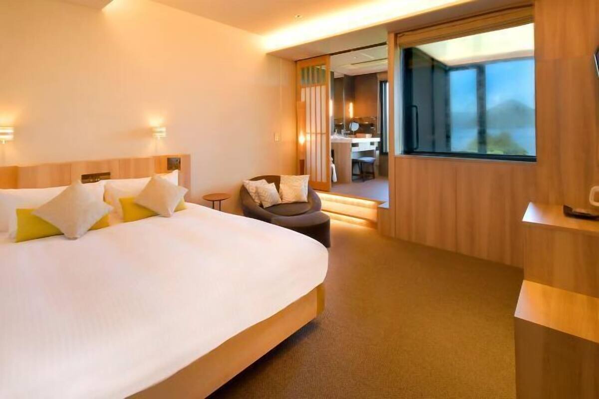 1 bedroom, in-room safe, free WiFi