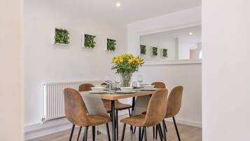 Rumah | Tempat makan