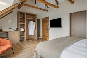 Luxe tweepersoonskamer, uitzicht op oceaan | Luxe beddengoed, een gratis minibar, een kluis op de kamer