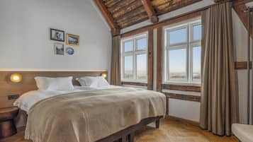 Superior Double Room | Premium bedding, free minibar, in-room safe, soundproofing