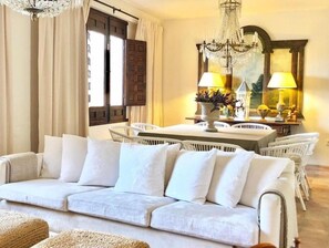 Living area - The Soapmaker's House (Cuevas Bajas)