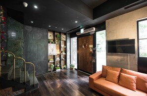 Interior - At Home Hotel Zhongshan (Taipei)