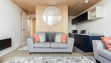 Apartment | Living area | TV