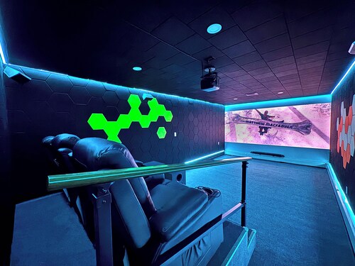 Luxe Party Retreat: Theater/Karaoke/Games/Hot tub/swimming pool