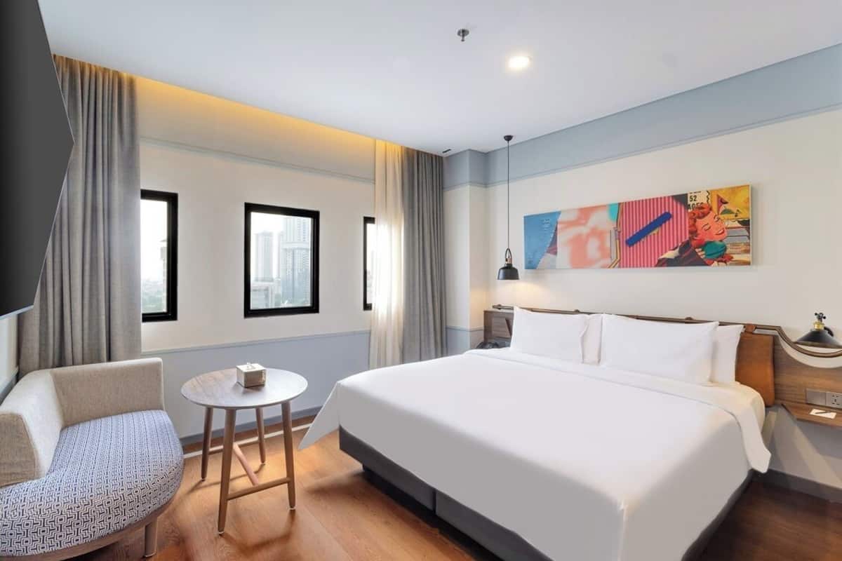 Studio (30 Double Bed)