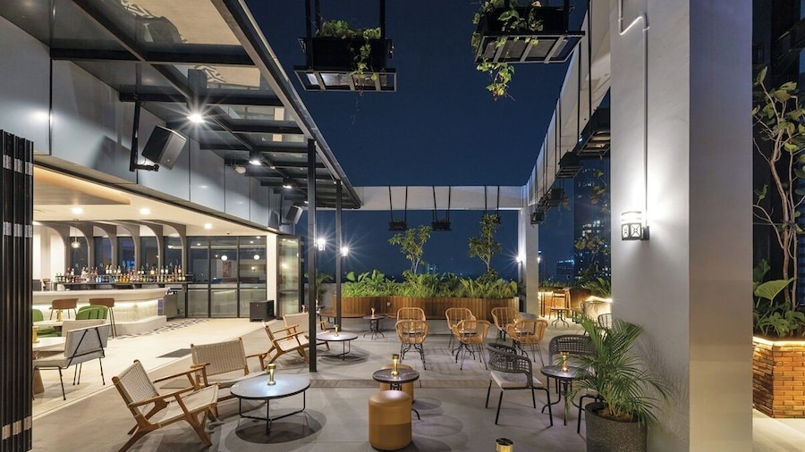 ARTOTEL Hub Simpang Temu