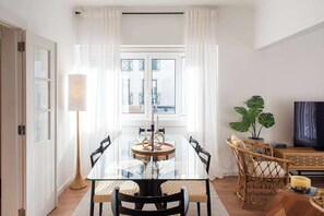 Uklassifisert bilde, 3 av 64, knapp