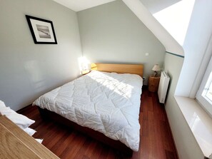 3 Schlafzimmer, Reisekinderbett, kostenloses WLAN