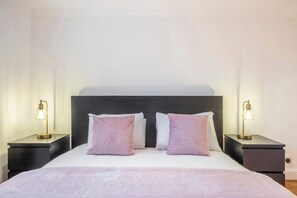 2 bedrooms, iron/ironing board, travel cot, WiFi