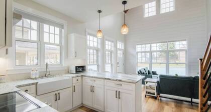 The Terrace: Tiny House: Downtown: New Build