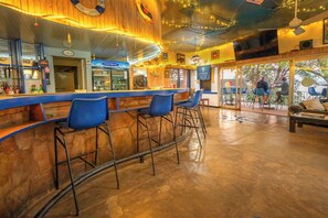 Bar (en la propiedad)