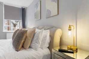 2 Schlafzimmer, Bügeleisen/Bügelbrett, kostenloses WLAN