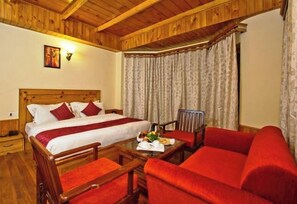 Individually furnished, laptop workspace, soundproofing, free WiFi - Hayer Regency (Manali)