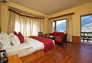 Individually furnished, laptop workspace, soundproofing, free WiFi - Hayer Regency (Manali)