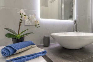 Bathroom - Vicolo Circolo (Verona)