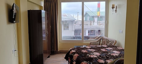 Deluxe Double Room, City View | Free WiFi