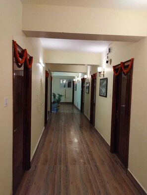 Exterior - Himalayan Haveli Fooding and Lodging (Darjeeling)