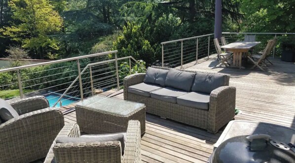 Terrace/patio - Au Bonheur des Voyageurs (Villennes-sur-Seine)