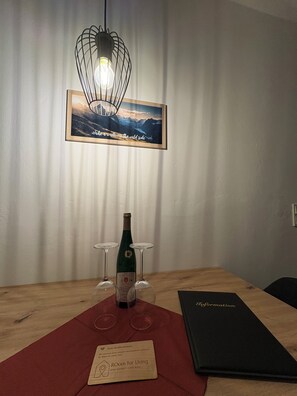 Interior - Modern serviced apartment / FeWo Morgenglanz (Berchtesgaden)