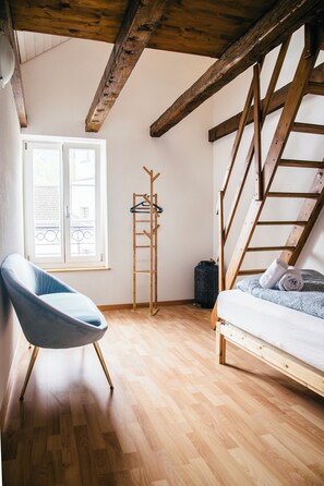 Apartment, 3 Bedrooms, Kitchen | Iron/ironing board, cribs/infant beds, free WiFi, bed sheets - Nimbuzzz Apartments (Unterseen)