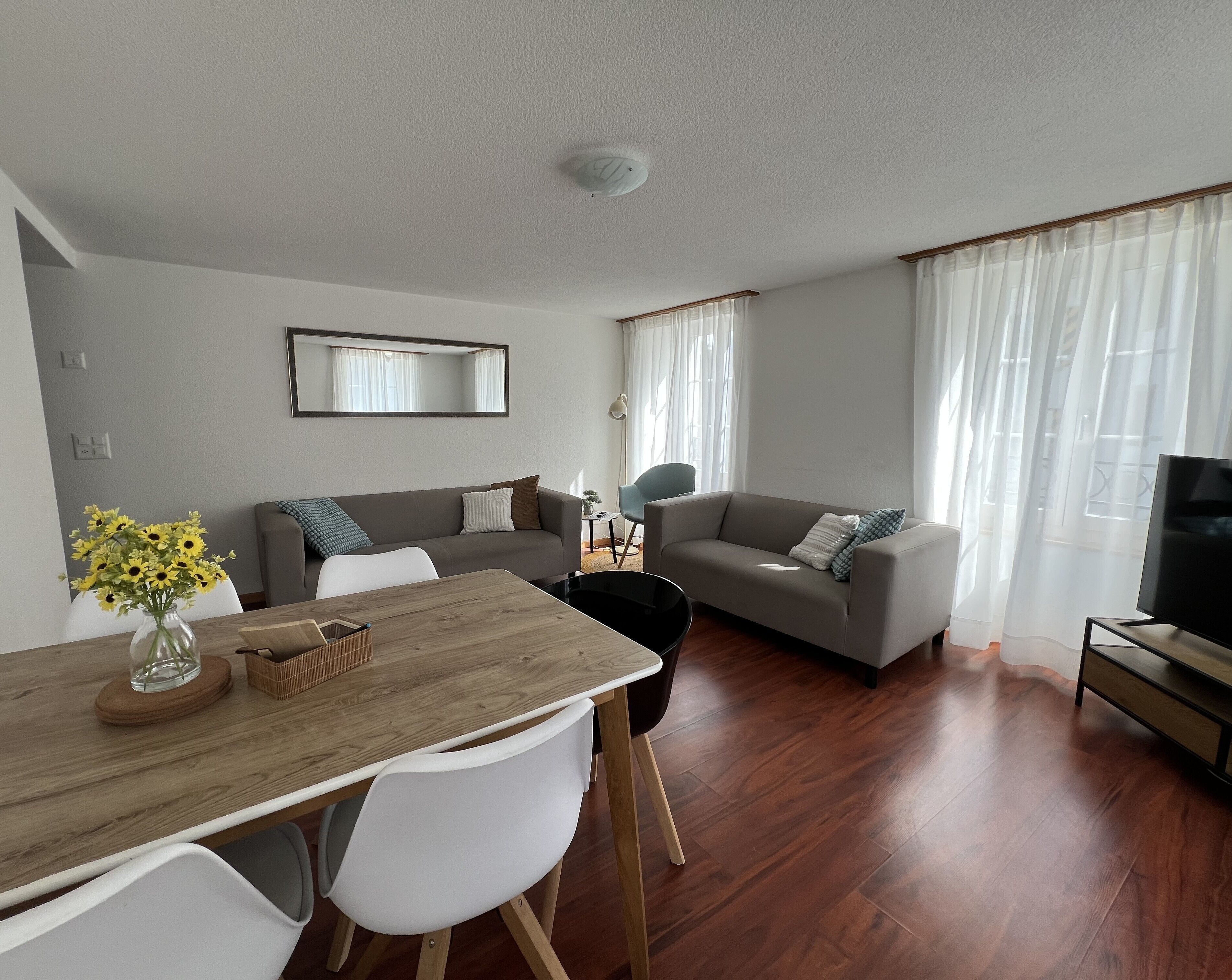 45-inch TV with cable channels, heated floors