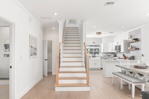 Dining - Lake Living on Lake Weir (Ocklawaha)