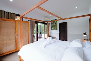 3 bedrooms, WiFi, bed sheets