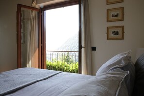 4 Schlafzimmer, Bügeleisen/Bügelbrett, kostenloses WLAN, Bettwäsche