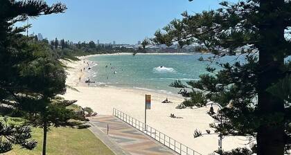 5 minutes to the beach!