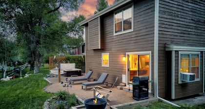 Single Family Home on the Eagle River - Private Hot Tub - Fishing/Rafting/OHV