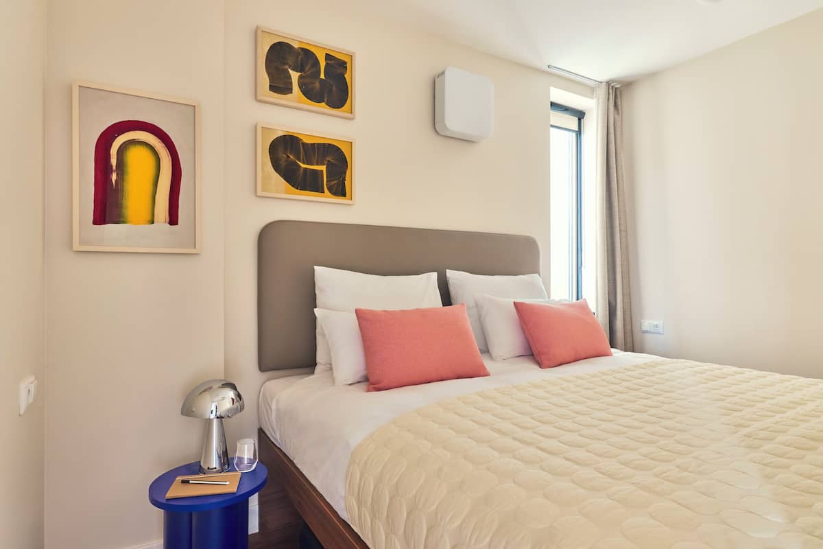 Apartemen, 1 kamar tidur | Seprai premium, brankas, dan ruang kerja ramah laptop