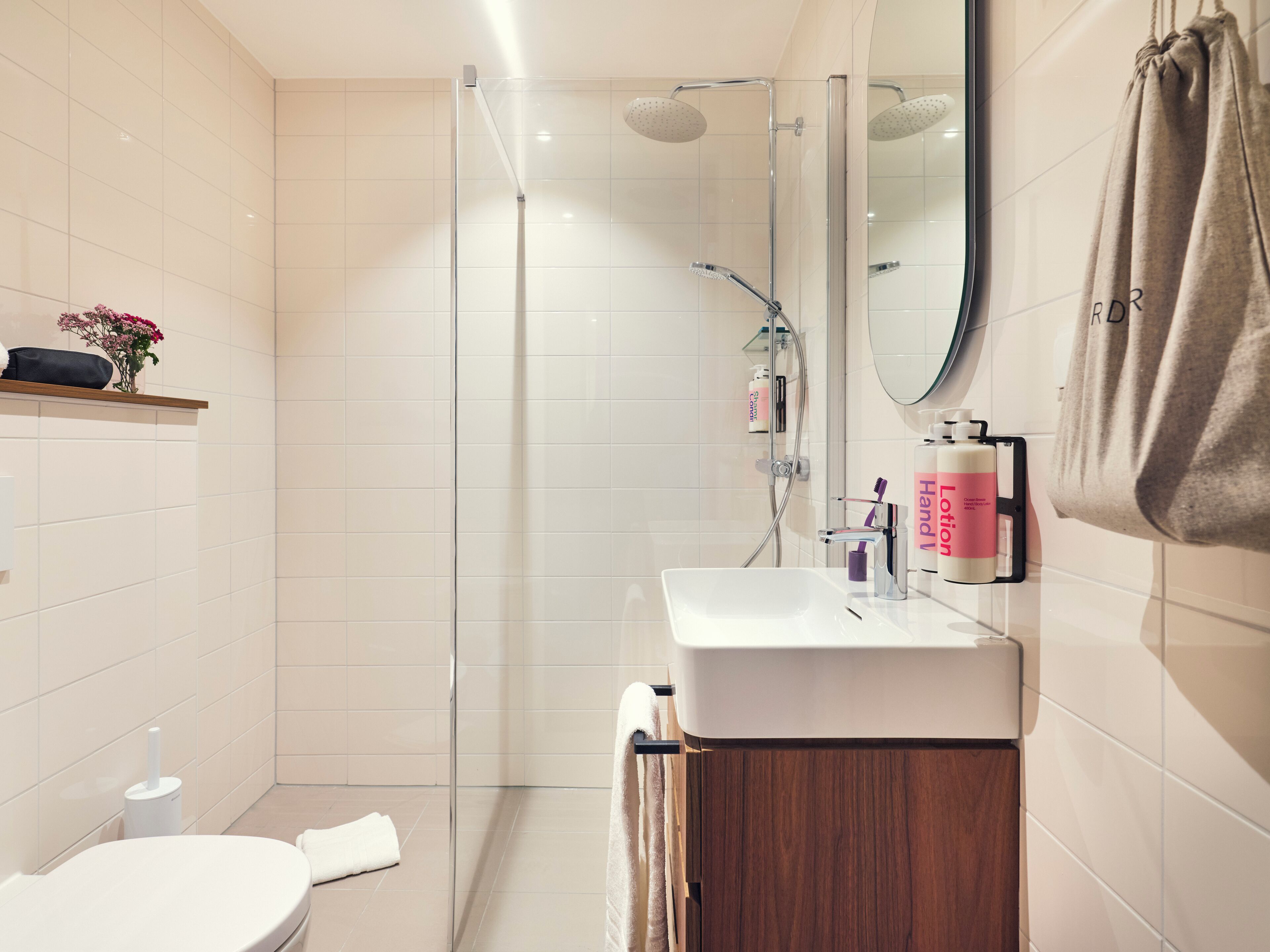 1 Bedroom Apartment, Balcony, Sofa Bed | Bathroom | Shower, free toiletries, hair dryer, towels