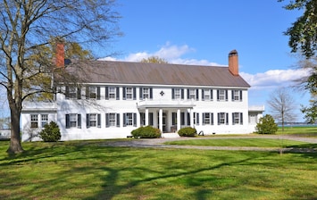 Step back in time at Historic Rosegill, an 18th century manor house on 700 acres sited on the Rappahannock River at the mouth of Urbanna Creek. With its, 5 bedrooms, expansive grounds, pool, dock and fishing lakes, it has something for everyone.