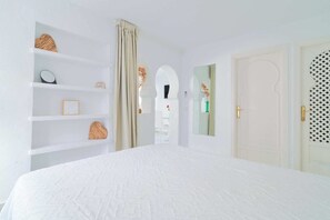 1 makuuhuone, silitysrauta/-lauta, ilmainen Wi-Fi, vuodevaatteet