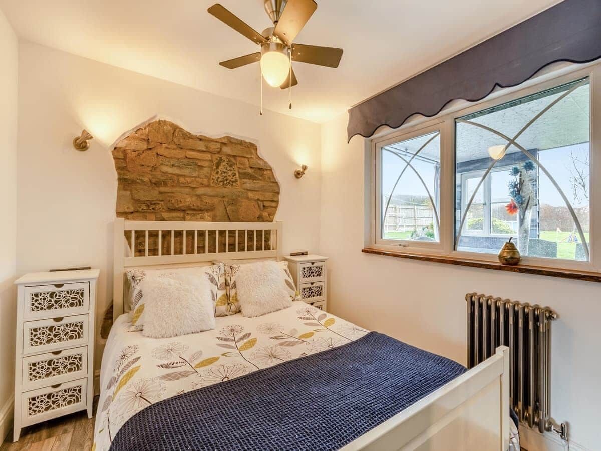 4 bedrooms, iron/ironing board, travel cot, free WiFi